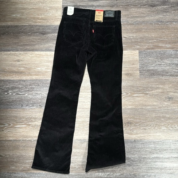 NWT Levis Women's Black Corduroy Jeans - Picture 2 of 4